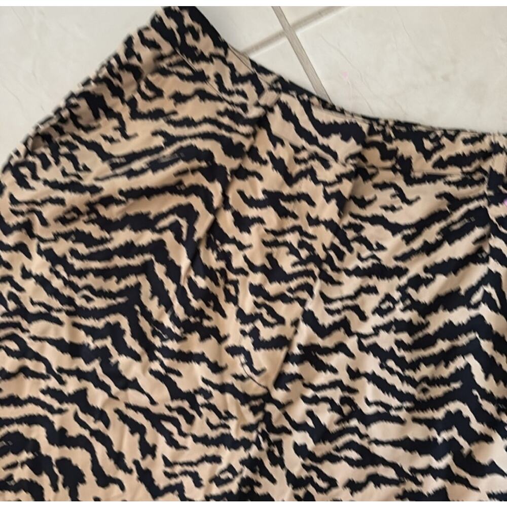 NWT Women's Good American Animal Print Skirt/Shorts Size 6 - Picture 3 of 5